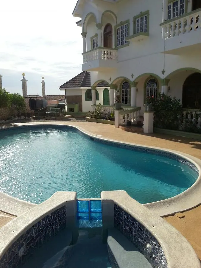 Seaview Hellshire Villa French Pen Bed & Breakfast